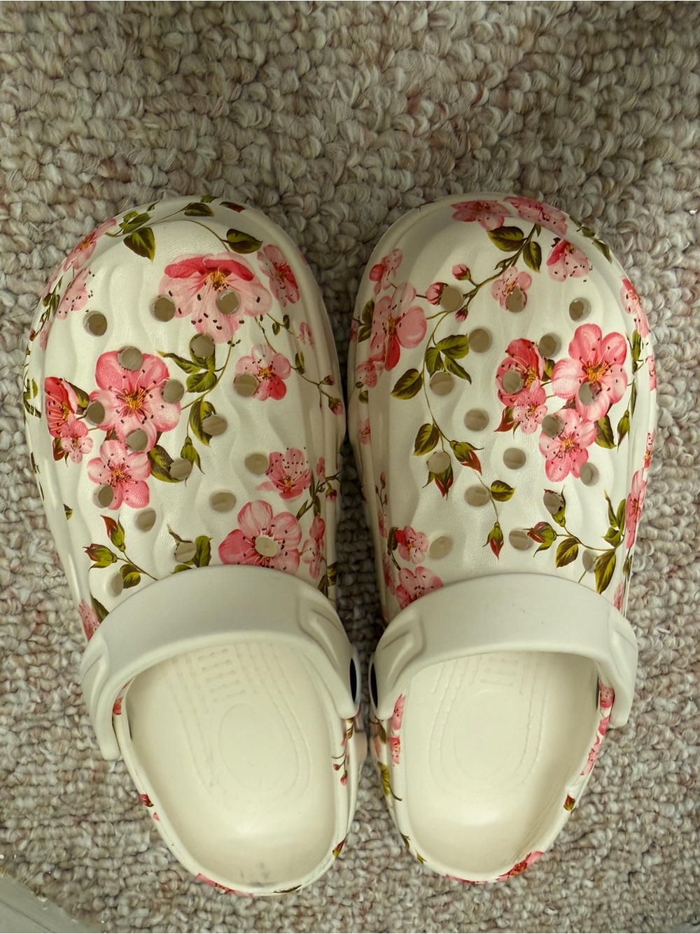Floral Print White Slip-On Clogs
